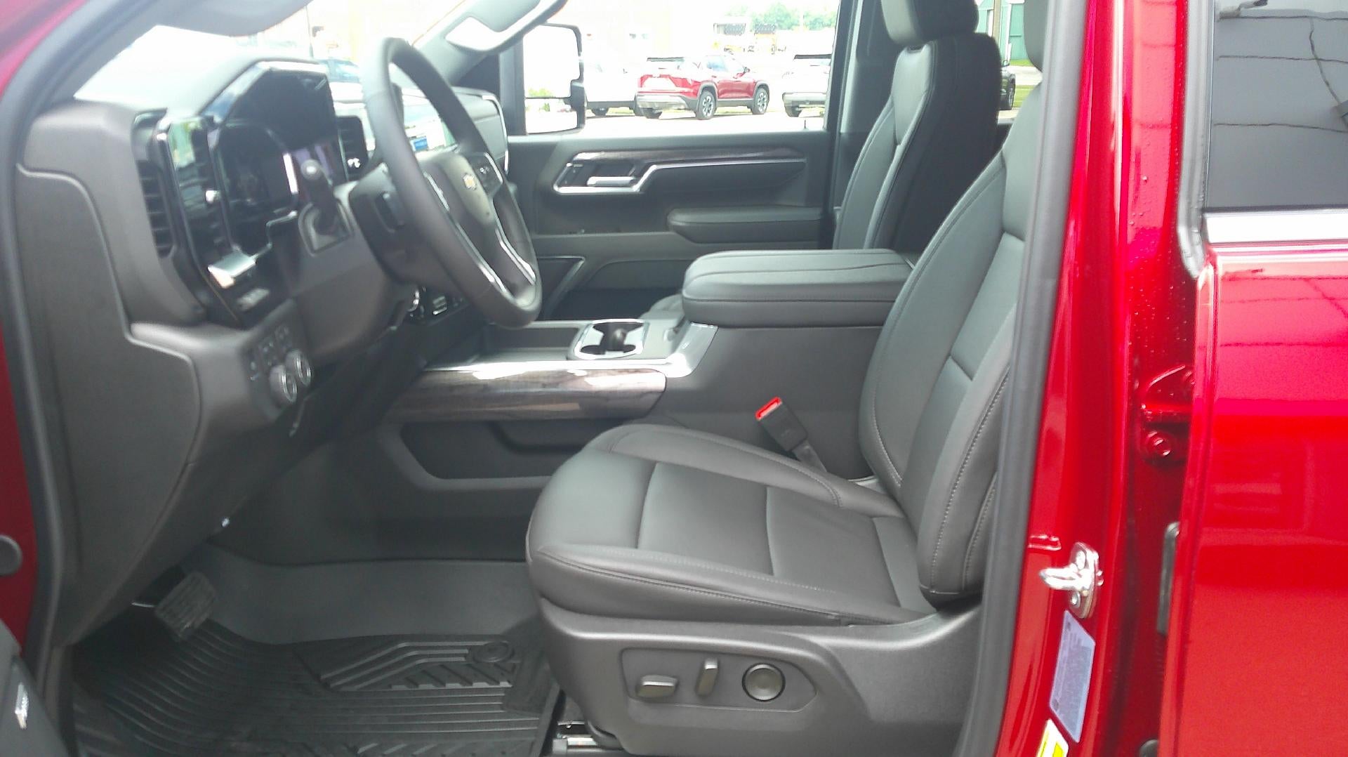 2025 Chevrolet Silverado 2500 HD LTZ