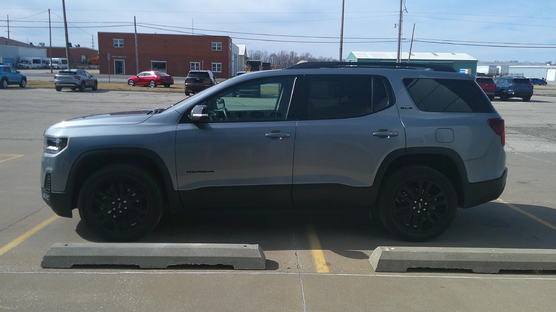 2023 GMC Acadia SLE