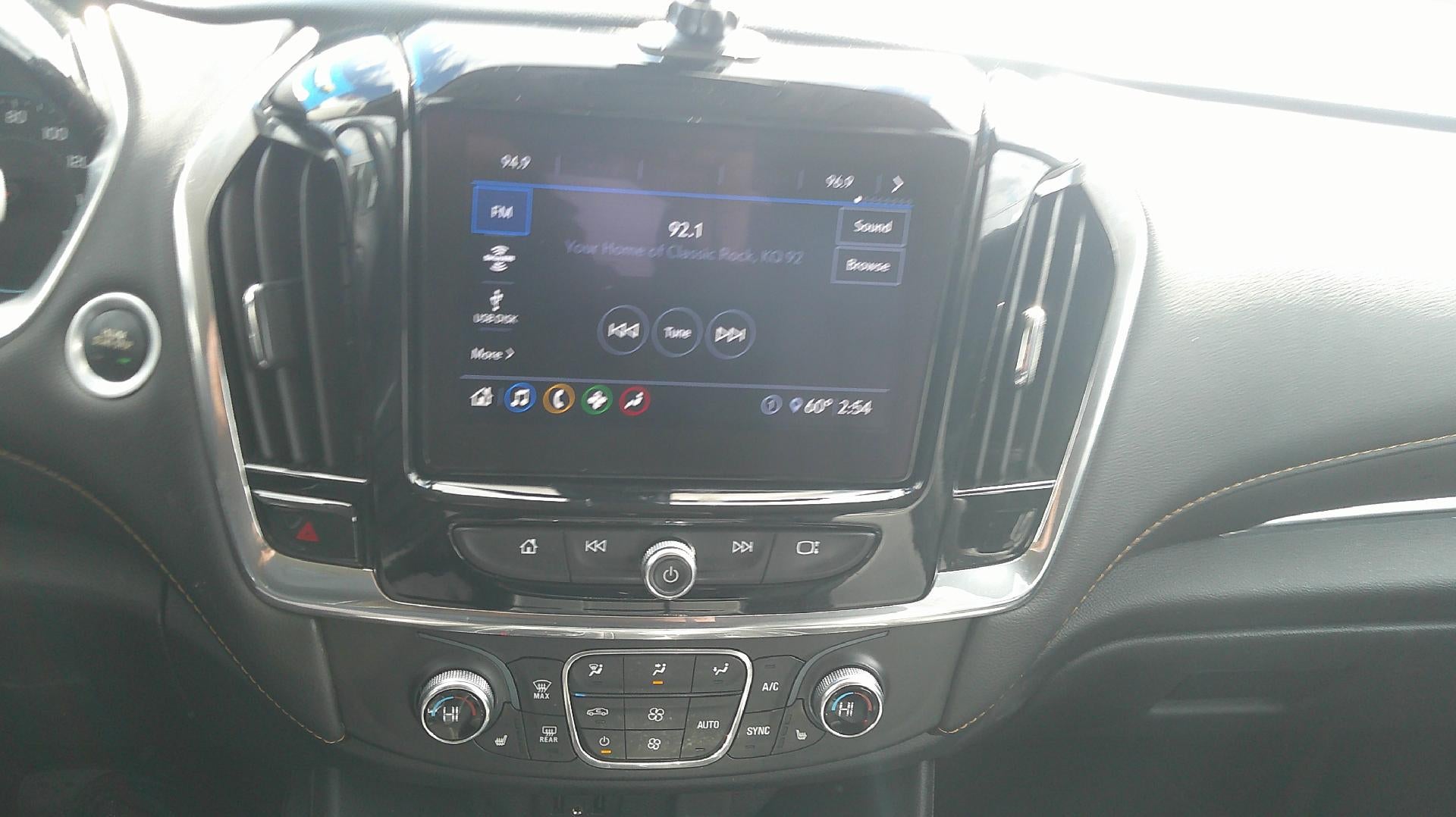 2020 Chevrolet Traverse LT Leather