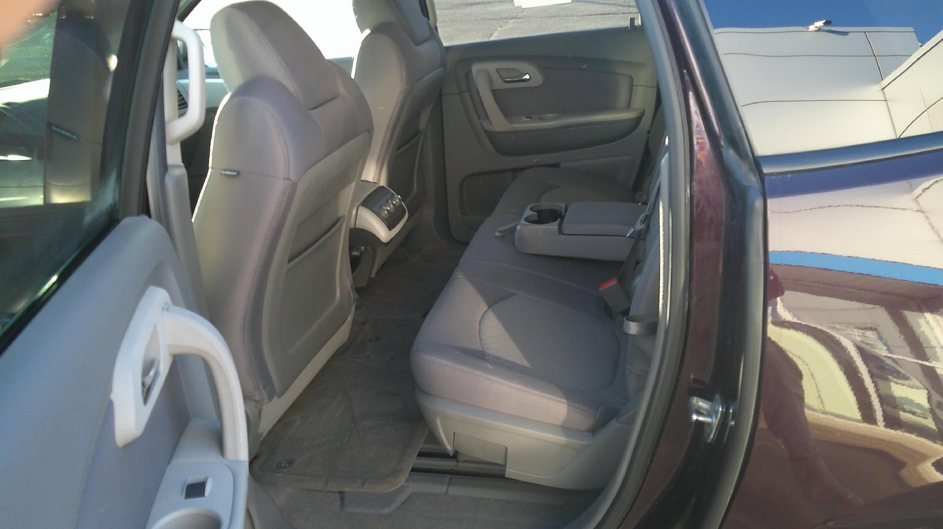 2010 Chevrolet Traverse LS