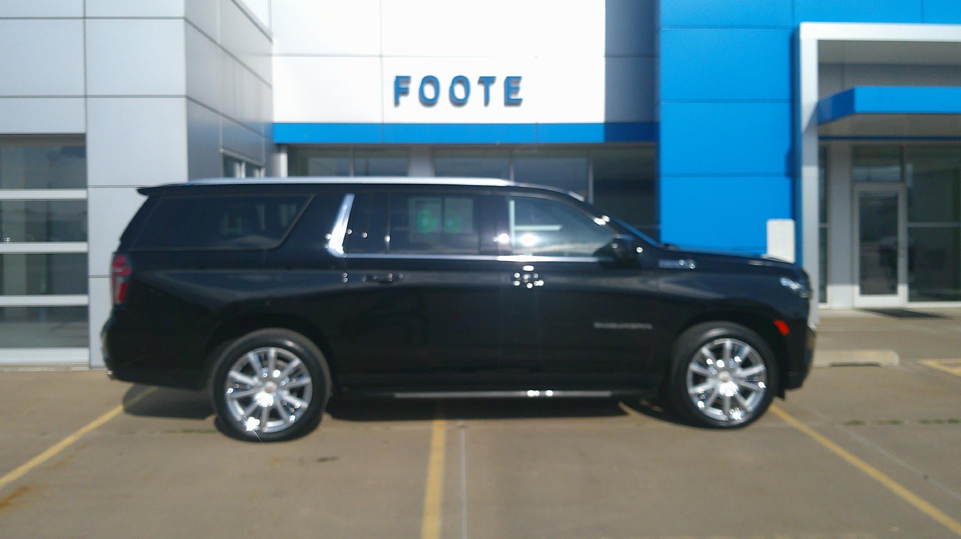 2023 Chevrolet Suburban High Country