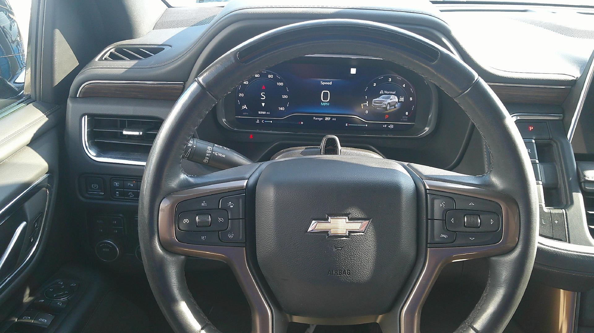 2023 Chevrolet Suburban High Country