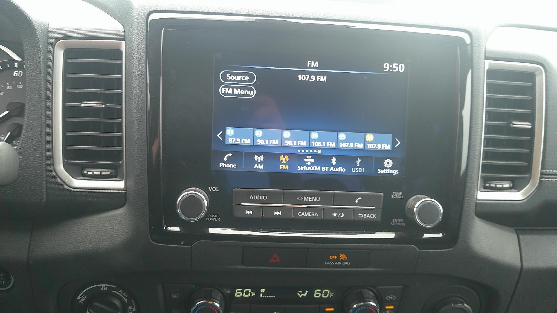 2023 Nissan Frontier SV