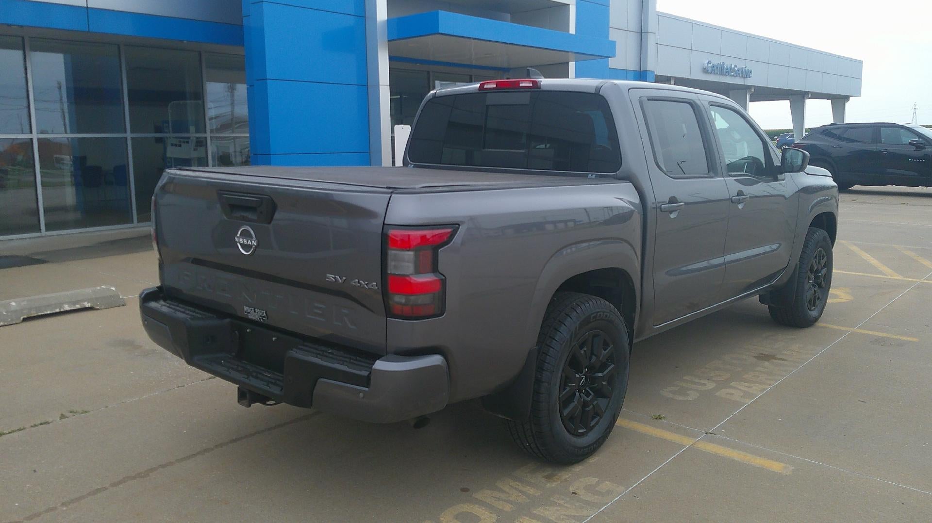 2023 Nissan Frontier SV