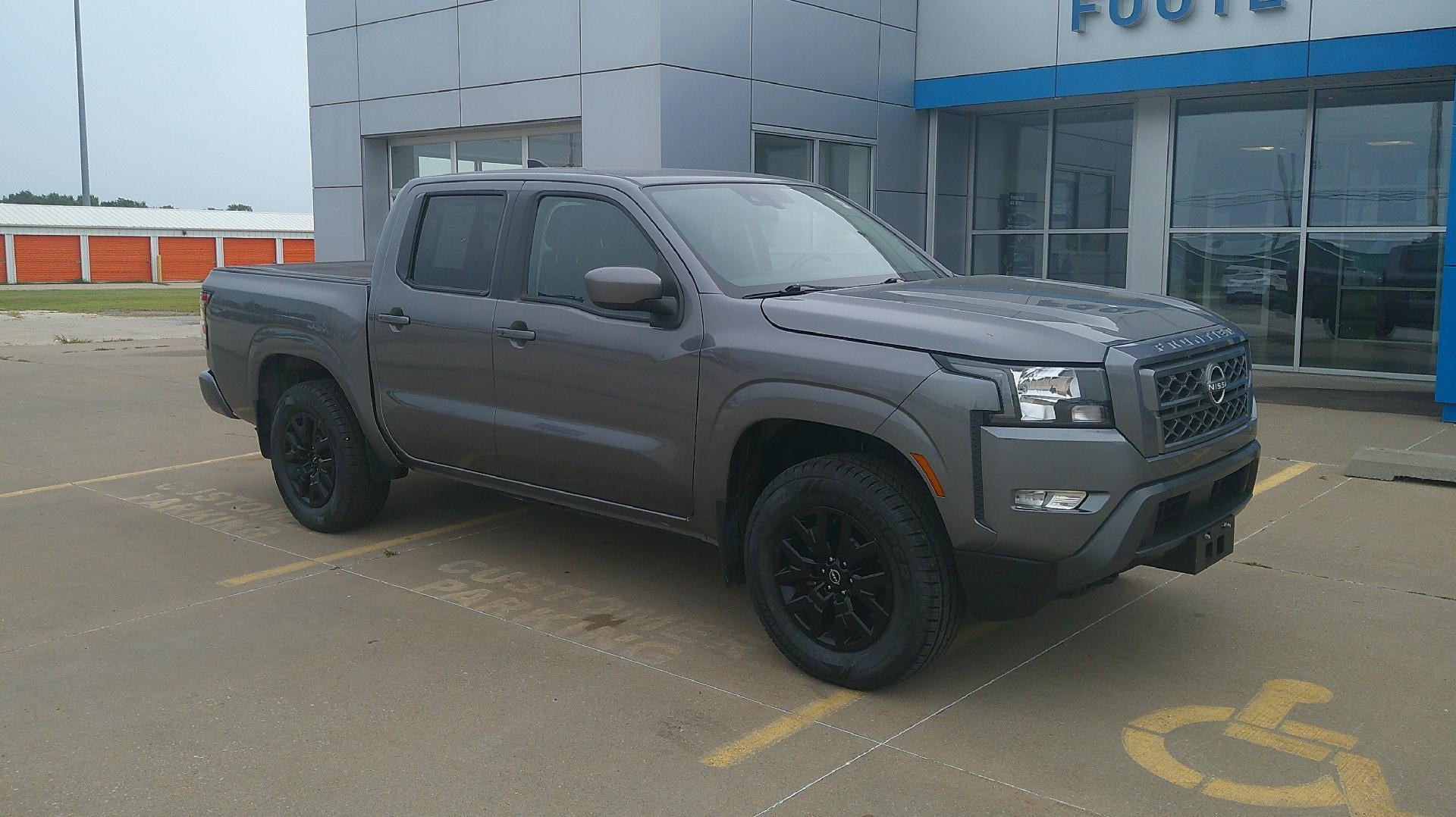 2023 Nissan Frontier SV