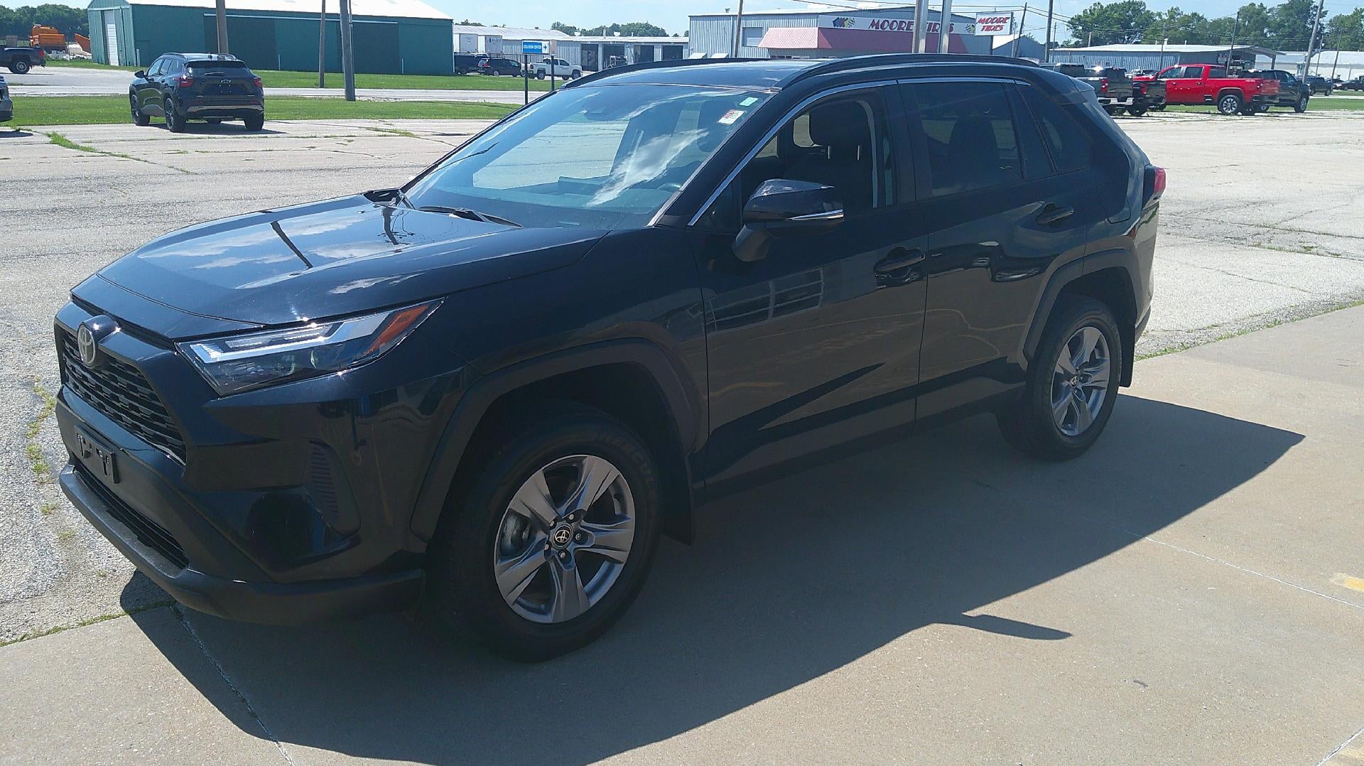 2022 Toyota RAV4 XLE