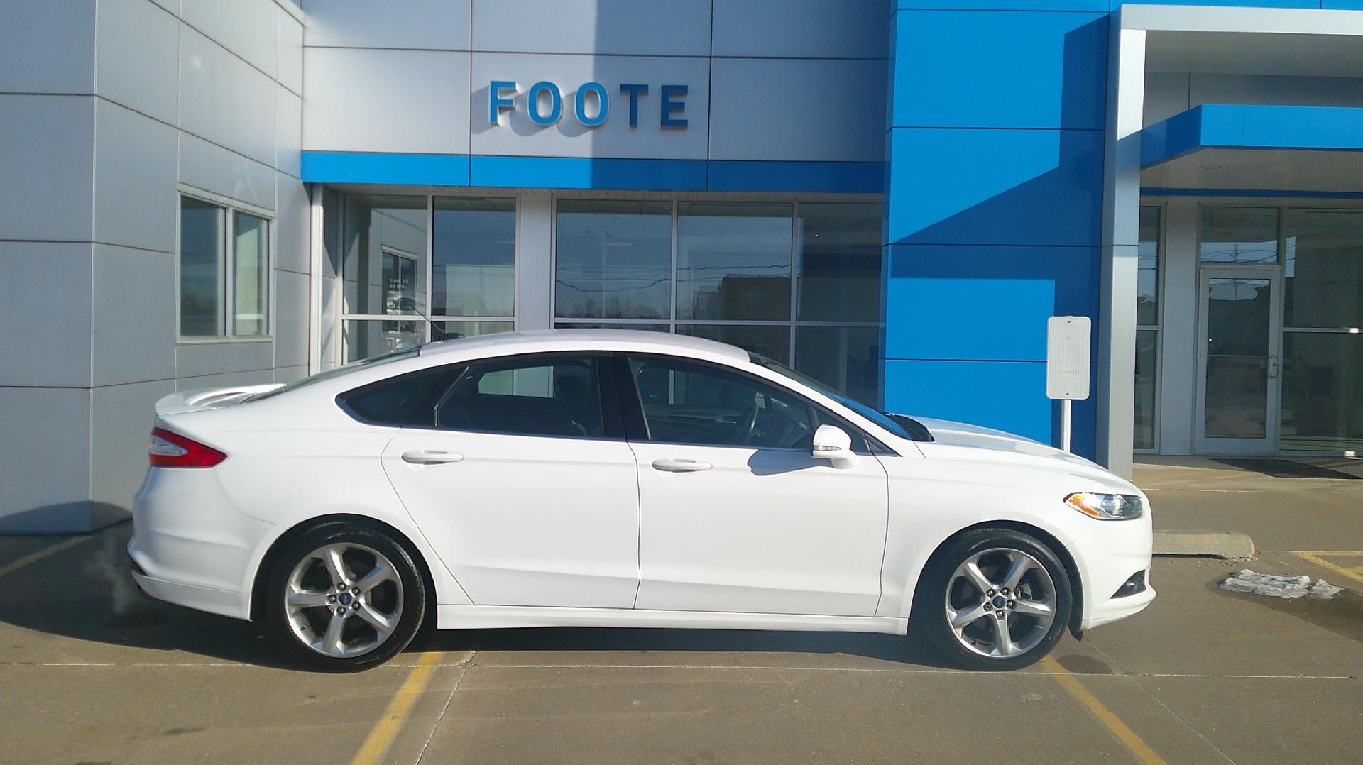 2015 Ford Fusion SE