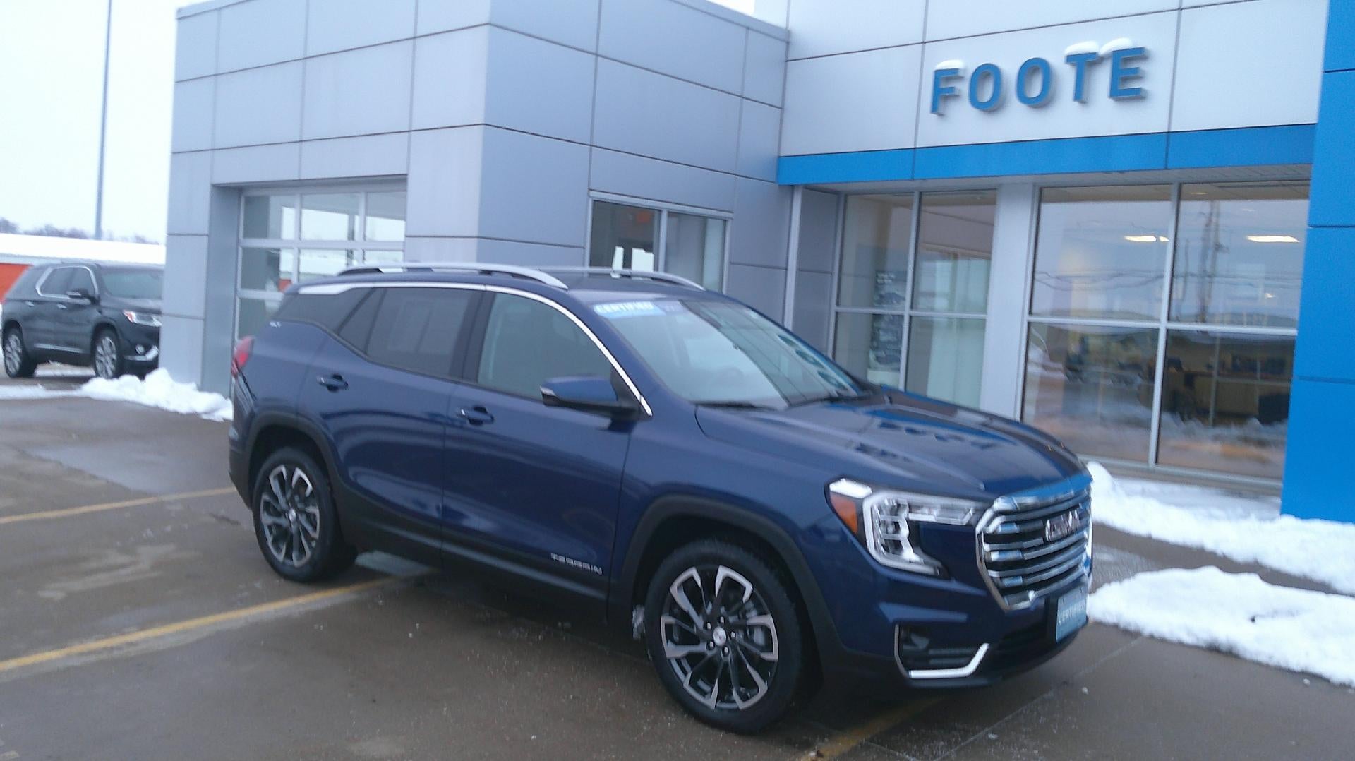 2022 GMC Terrain SLT