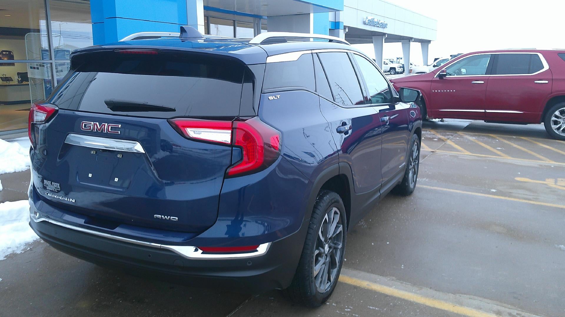 2022 GMC Terrain SLT