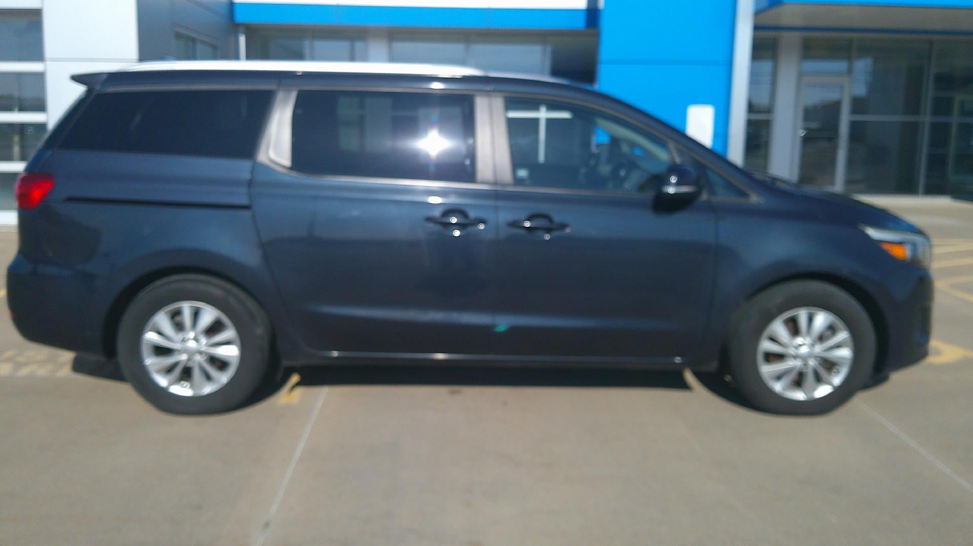 2015 Kia Sedona LX