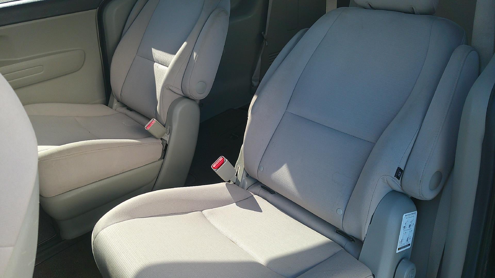2015 Kia Sedona LX